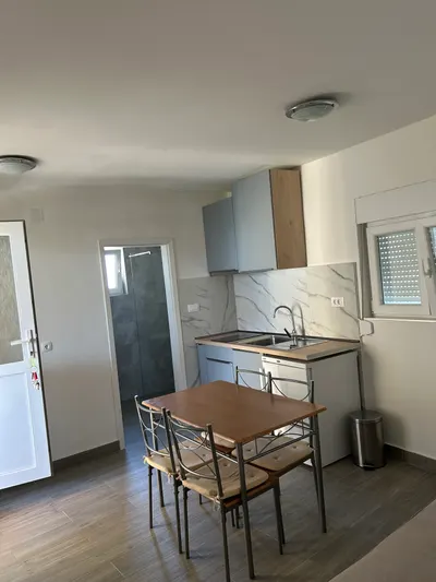 Apartament 5 - 1
